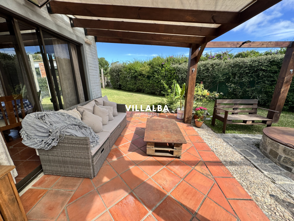 Apartamento ID.3969 - Jardines de Cordoba.  casa de 3 dorm. Venta