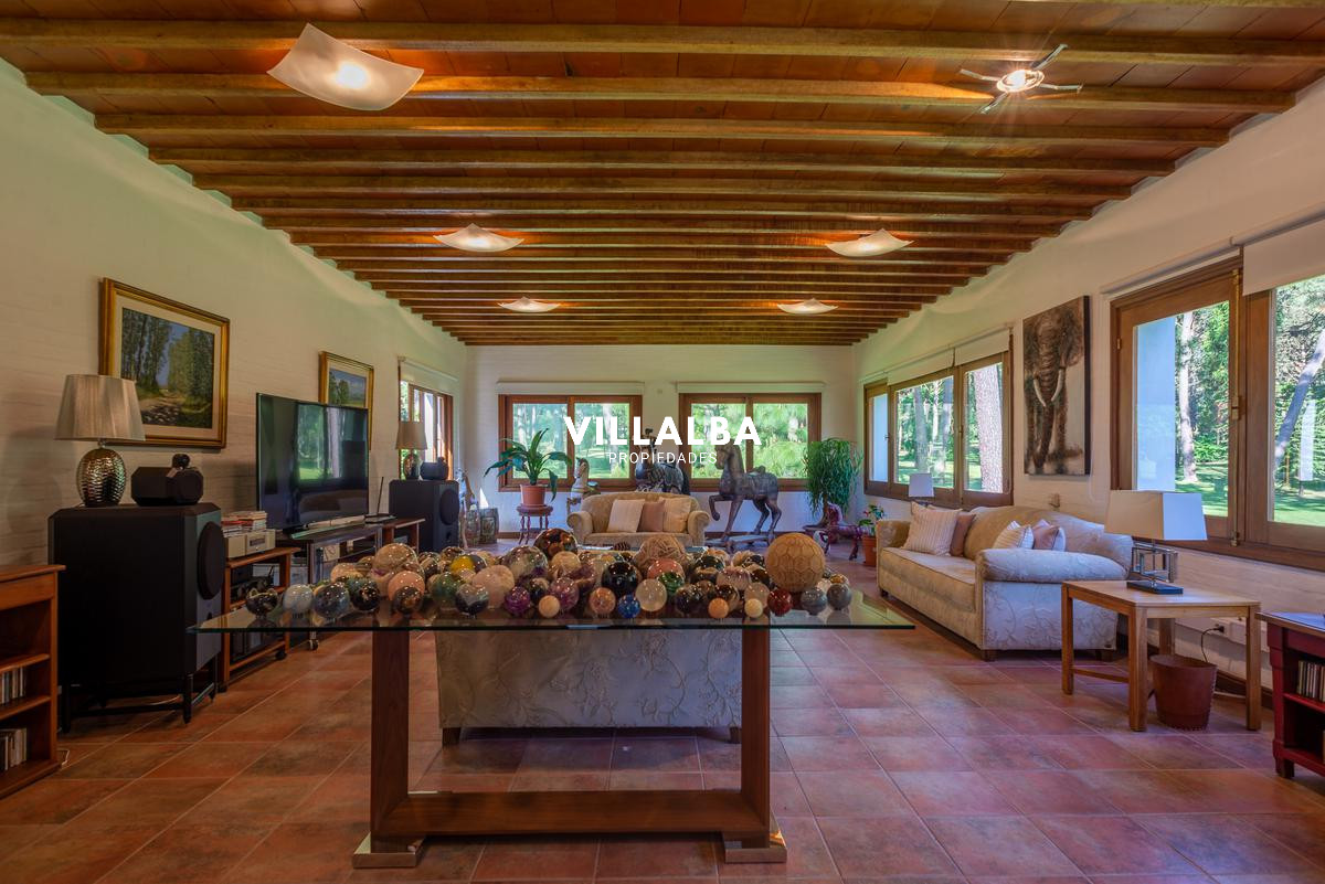 Casa ID.639 - Importante casa en venta