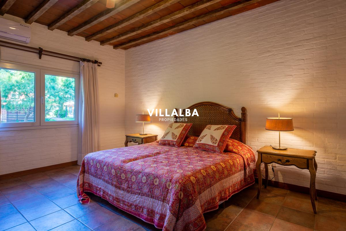 Casa ID.639 - Importante casa en venta