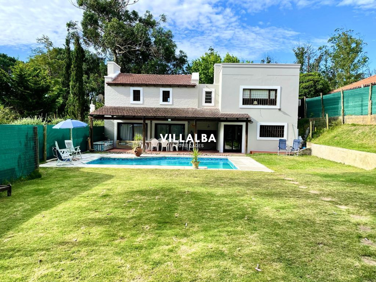 Casa ID.4566 - Casa en Punta del Este, Marly