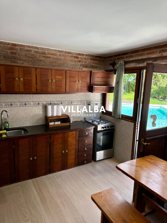 Casa ID.3356 - Alquiler temporada 4 dormitoros - piscina climatizada! 