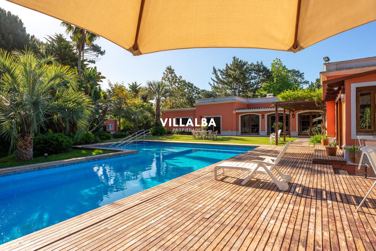 Casa ID.639 - Importante casa en venta