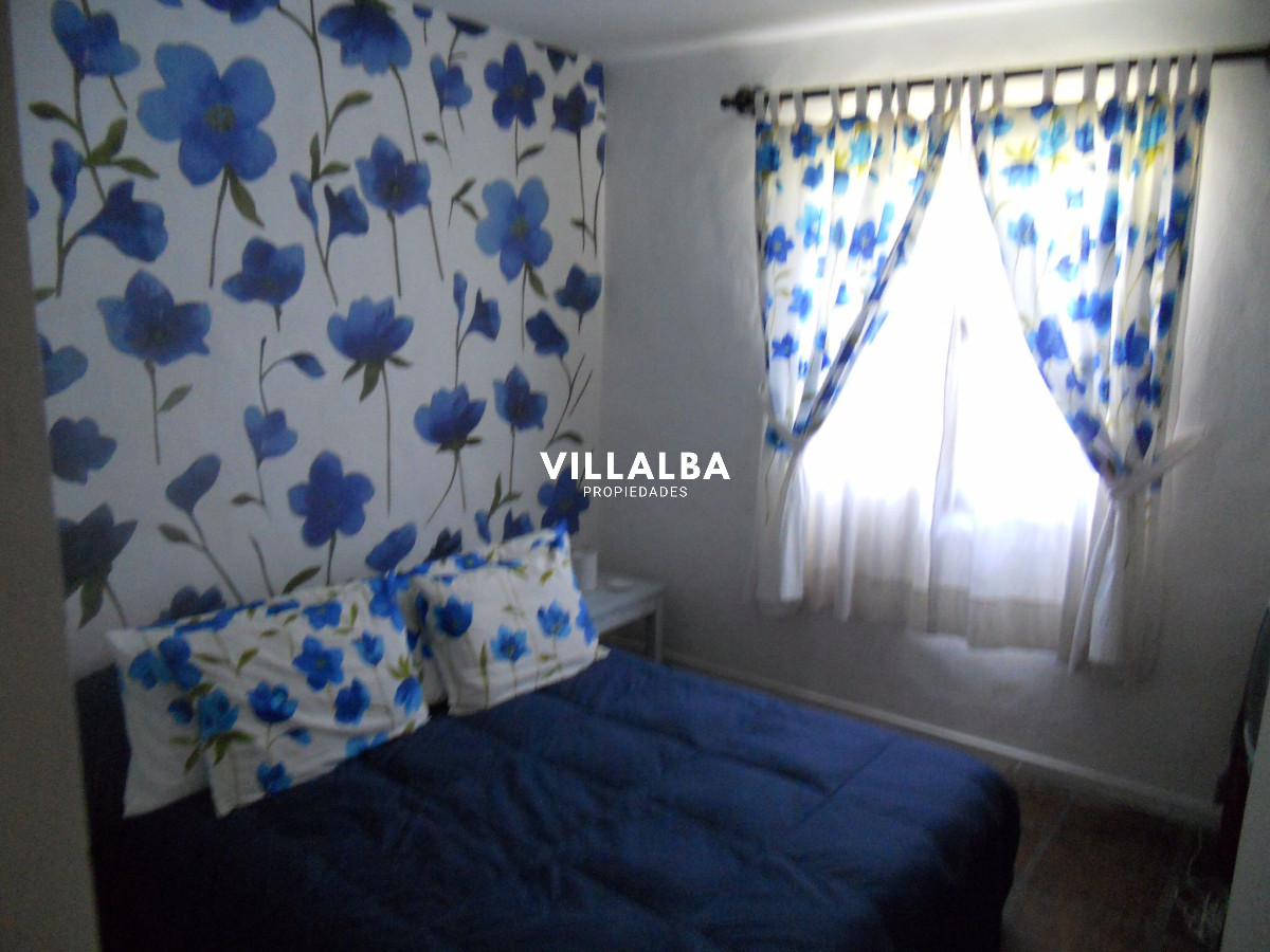 Casa ID.886 - Casa en Venta Pinares con piscina y Parrillero. 