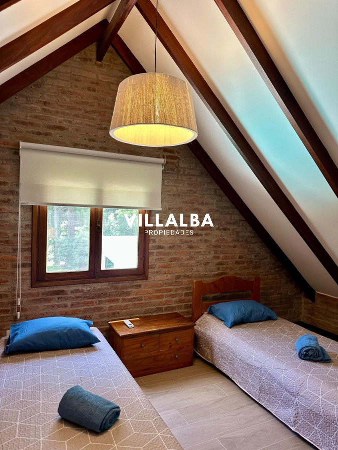 Casa ID.3356 - Alquiler temporada 4 dormitoros - piscina climatizada! 