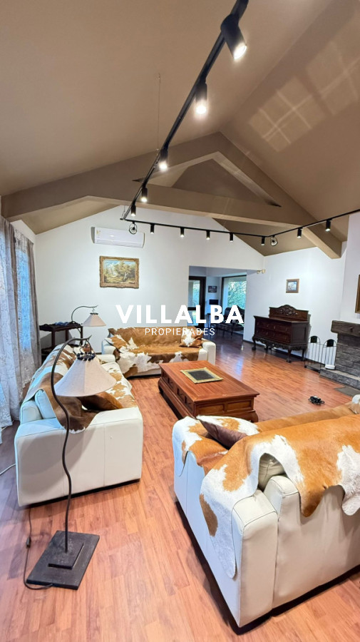 Casa ID.4515 - Gran propiedad en Golf estilo español unico! 