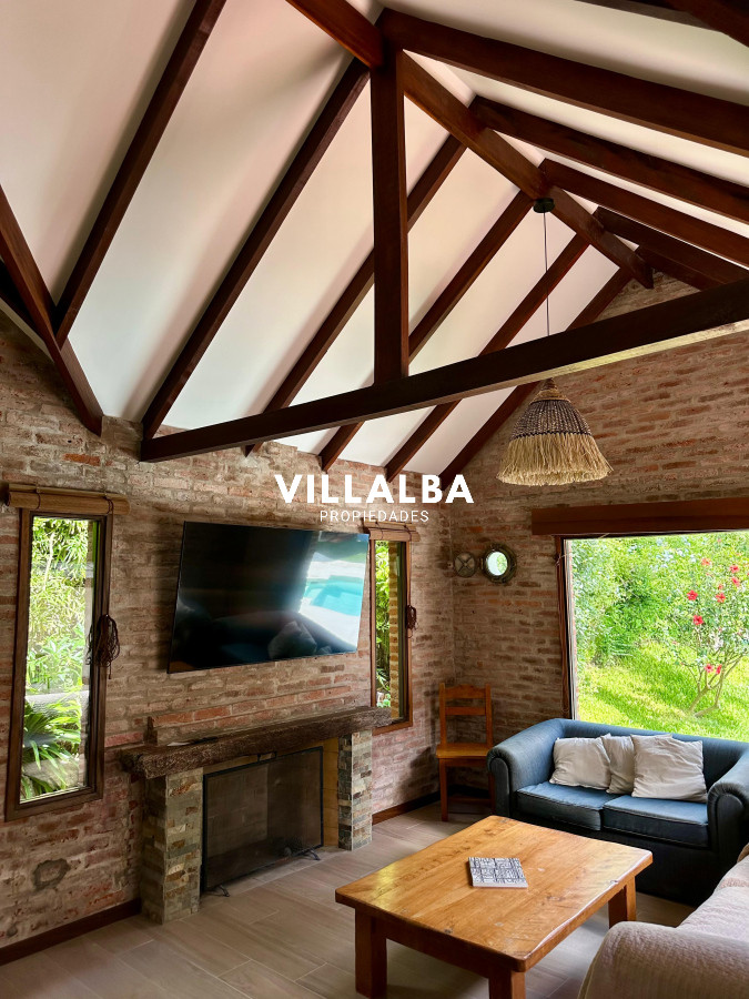 Casa ID.3356 - Alquiler temporada 4 dormitoros - piscina climatizada! 