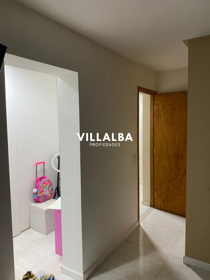 Apartamento ID.4618 - Casa 3 dormitorios 2 baños , venta Parque Burnet