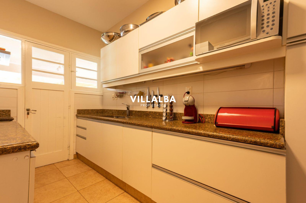 Apartamento ID.4673 - Espectacular casa en venta - Marly, Punta del Este.