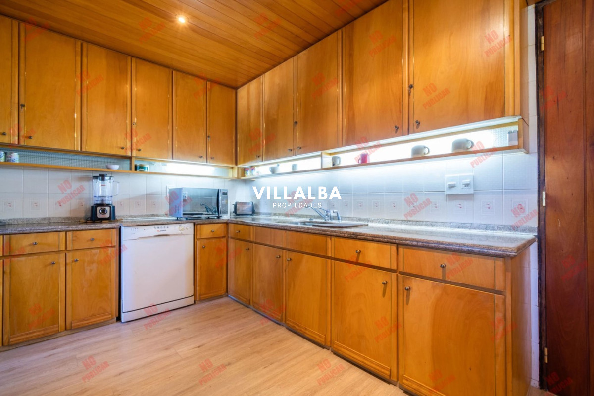 Apartamento ID.3604 - CASA EN PLAYA MANSA - 5 suites. 