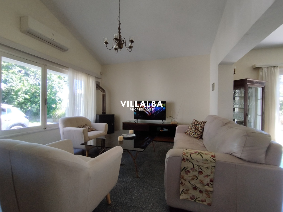 Apartamento ID.4086 - Alquiler y venta de casa en Punta del Este