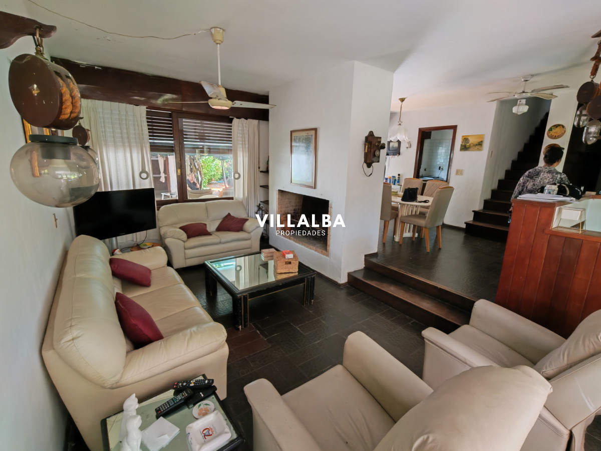 Apartamento ID.4227 - Playa Mansa una casa ideal para tener tu hogar! 