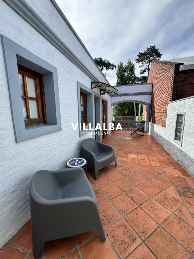 Apartamento ID.3969 - Jardines de Cordoba.  casa de 3 dorm. Venta