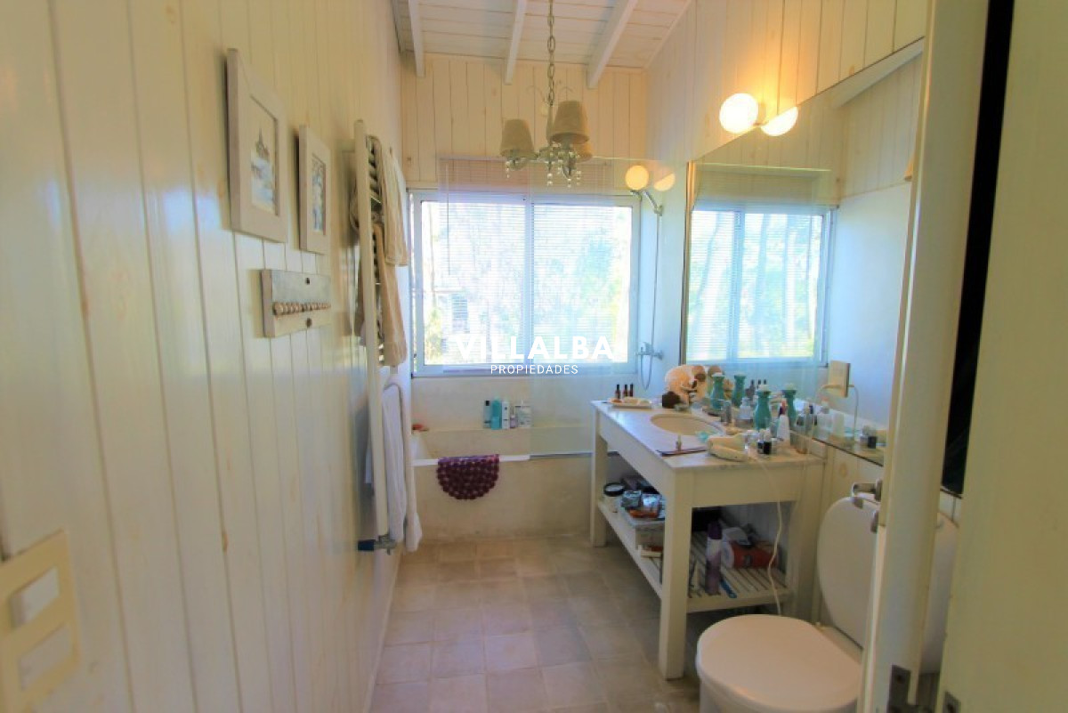 Casa ID.354 - Casa en Venta  Zona Montoya