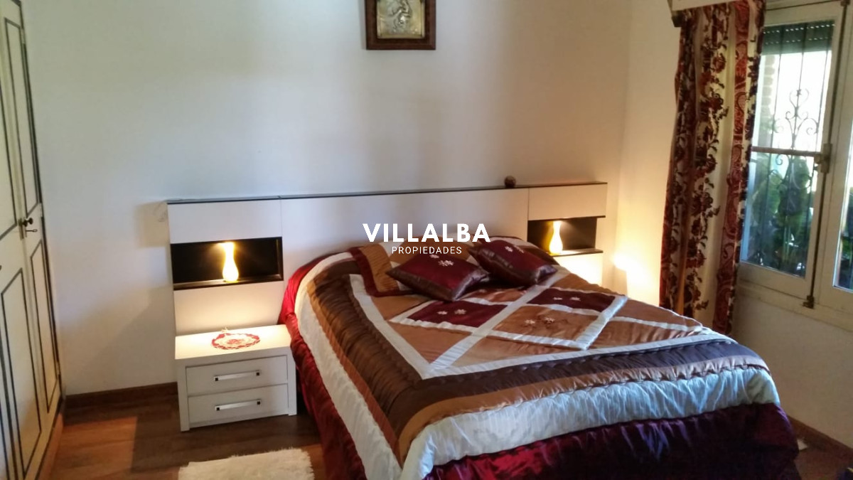 Apartamento ID.3670 - Venta casa de 6 dormitorios en  Punta del Este