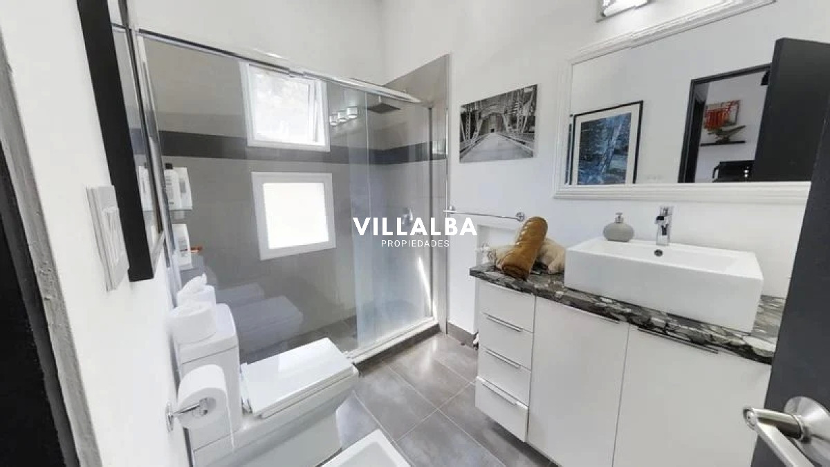 Apartamento ID.60 - Moderna casa en el bosque cerca del mar. 