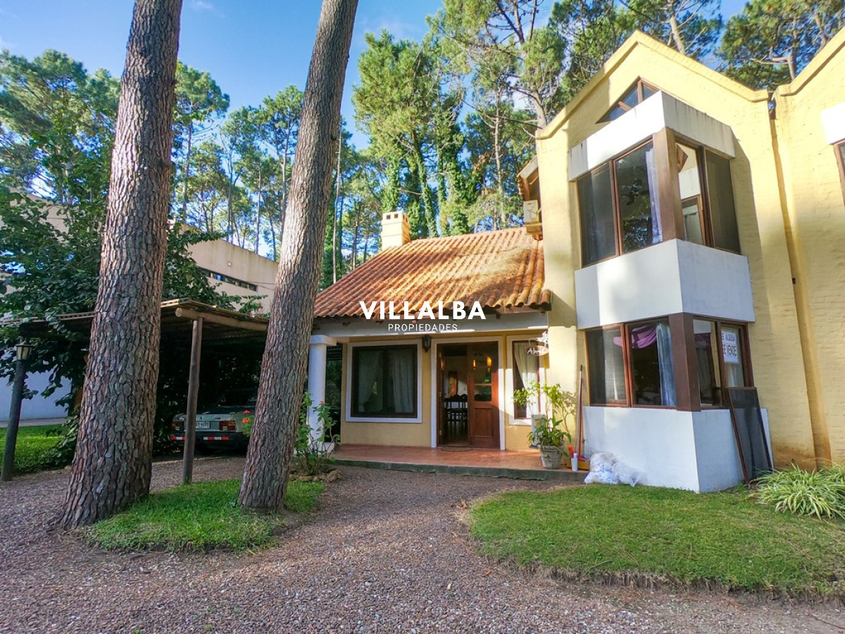 Casa ID.2870 - Casa en Venta 