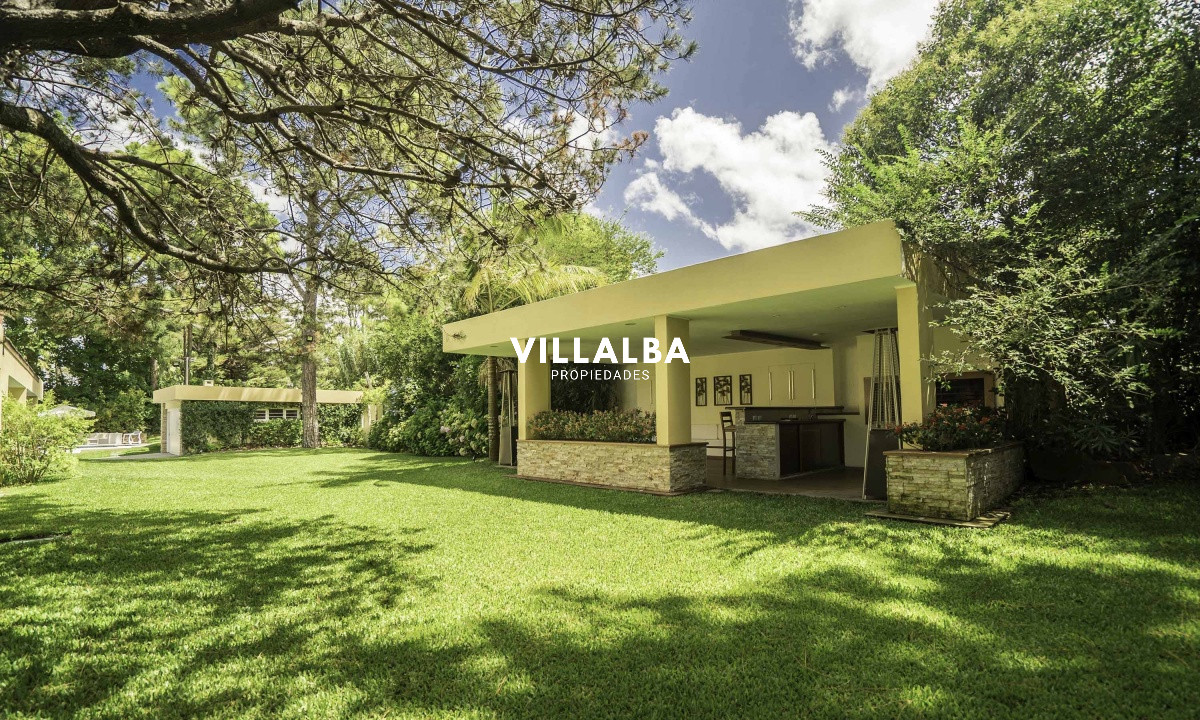 Apartamento ID.113 - Importante Residencia en el corazón de Punta del Este