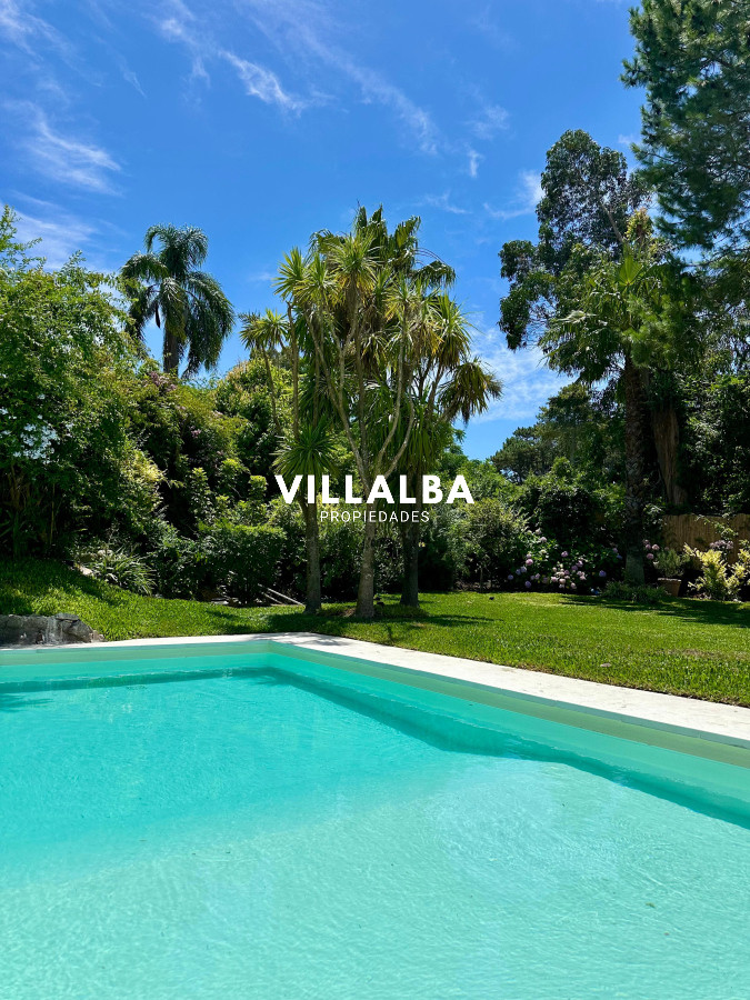 Casa ID.3356 - Alquiler temporada 4 dormitoros - piscina climatizada! 