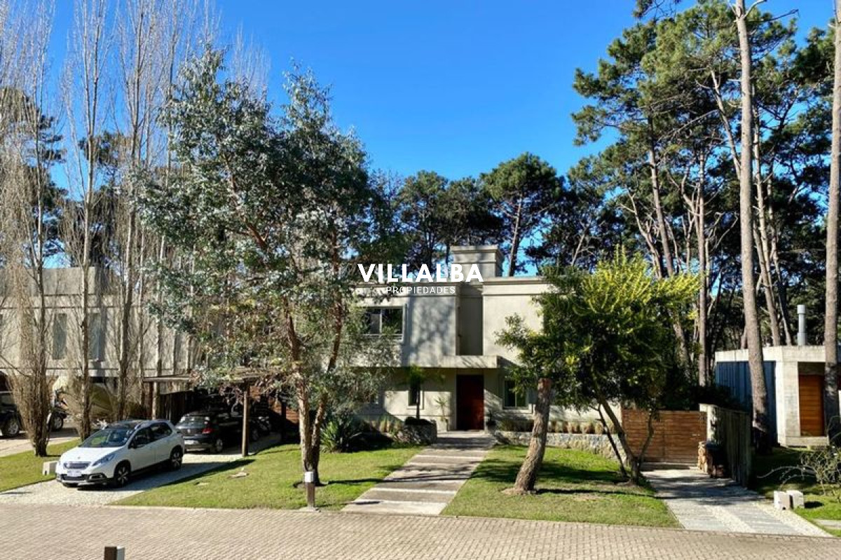 Apartamento ID.29 - Playa Brava,  esplendida casa en Venta. 