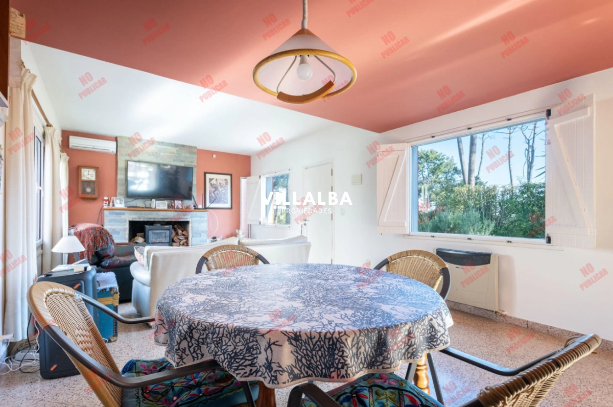 Casa ID.3051 - Oportunidad en venta 3 dormitorios, 3 baños. 