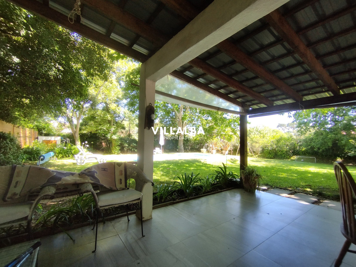 Apartamento ID.4086 - Alquiler y venta de casa en Punta del Este