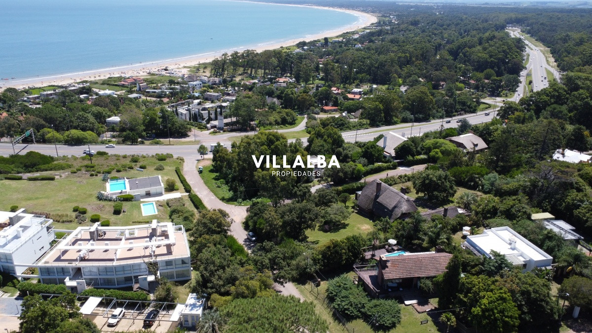 Casa ID.950 - Oportunidad para Construcción- 3 casas- 3 mil m2 