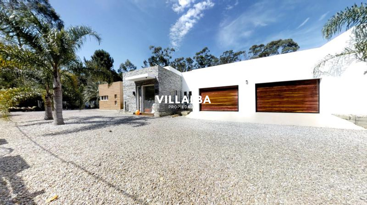 Apartamento ID.60 - Moderna casa en el bosque cerca del mar. 