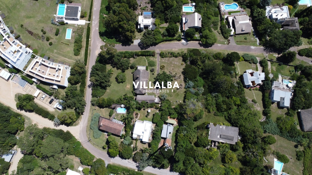 Casa ID.950 - Oportunidad para Construcción- 3 casas- 3 mil m2 