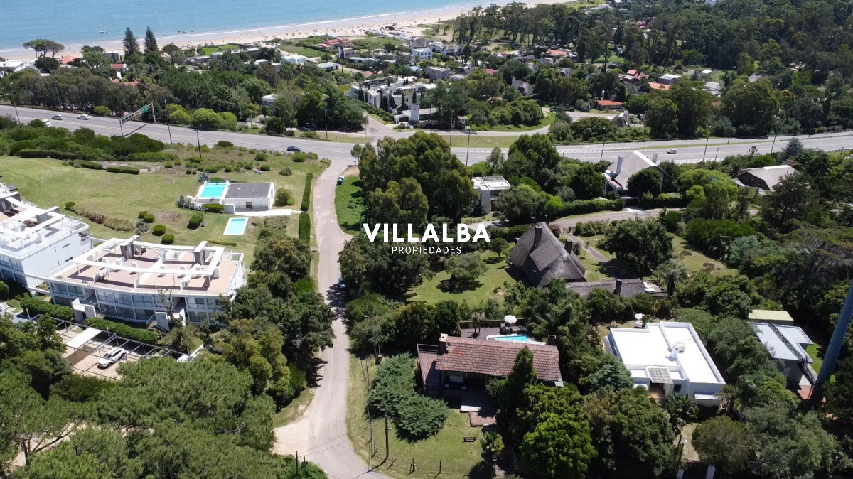 Casa ID.950 - Oportunidad para Construcción- 3 casas- 3 mil m2 