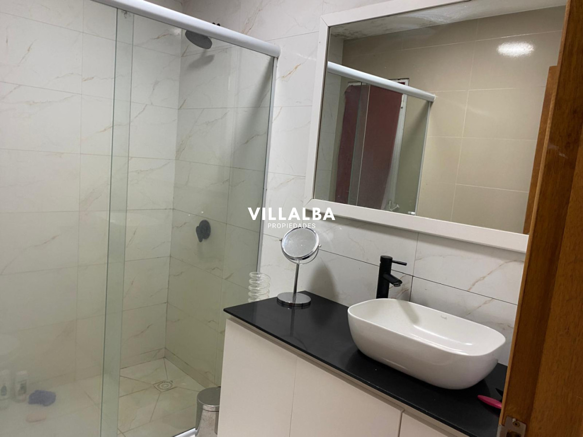 Apartamento ID.4618 - Casa 3 dormitorios 2 baños , venta Parque Burnet