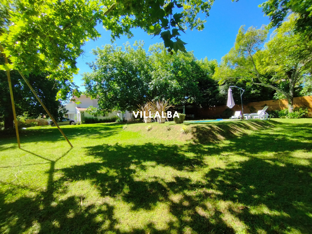 Apartamento ID.4086 - Alquiler y venta de casa en Punta del Este