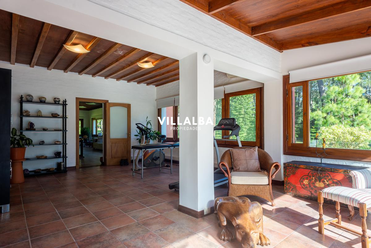 Casa ID.639 - Importante casa en venta