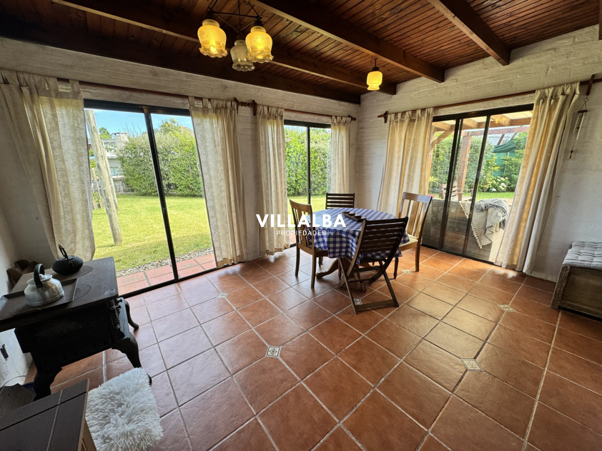 Apartamento ID.3969 - Jardines de Cordoba.  casa de 3 dorm. Venta