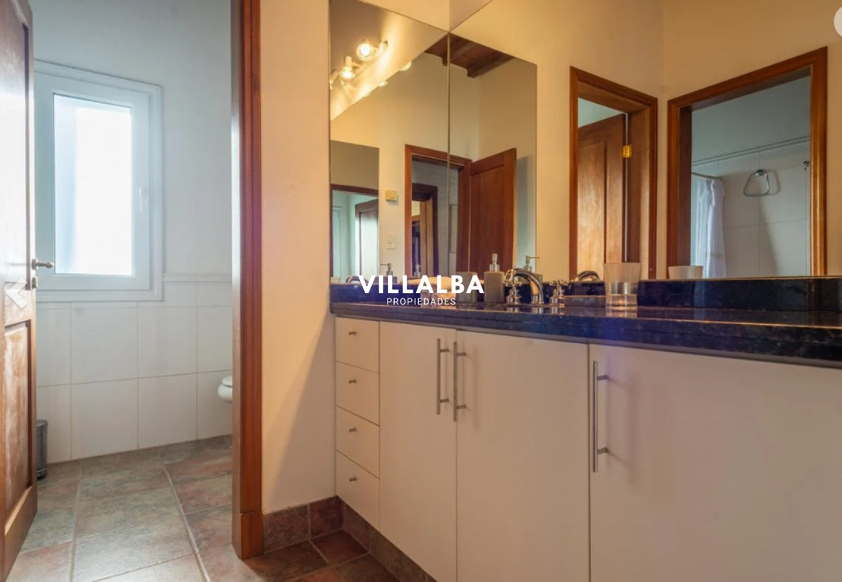 Casa ID.639 - Importante casa en venta