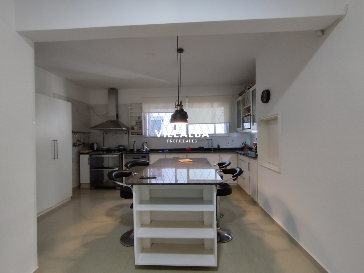 Apartamento ID.4086 - Alquiler y venta de casa en Punta del Este