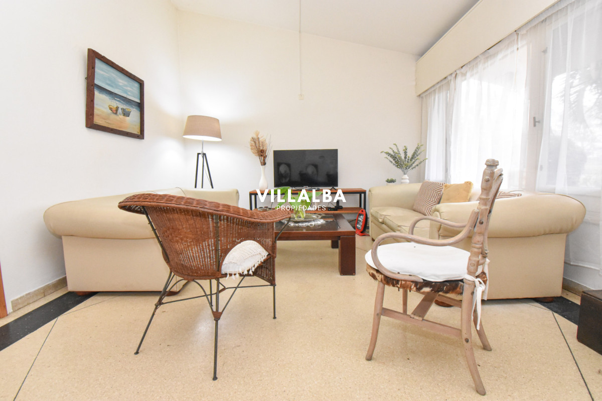 Casa ID.4323 - Venta de Casa - Punta del Este, mansa. 