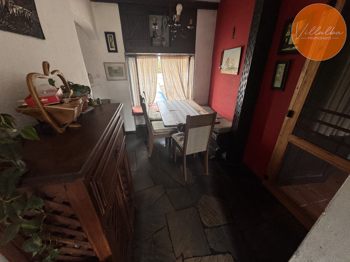 Apartamento ID.3452 - Casa con renta en zona céntrica de Maldonado Ideal para inversión o vivienda