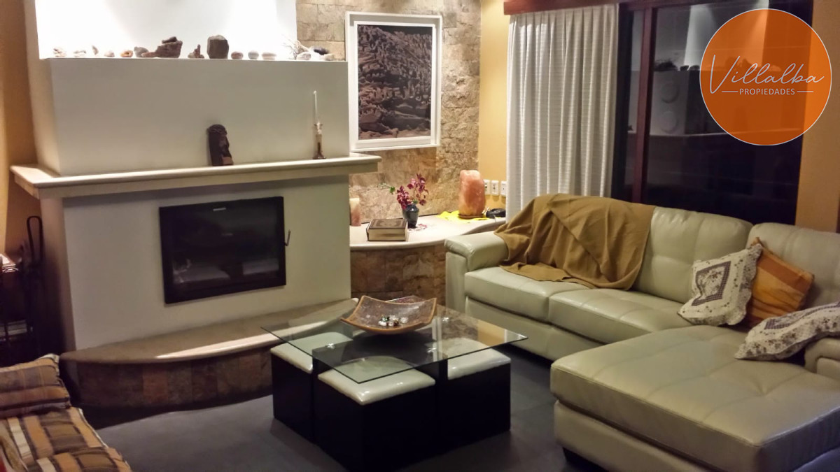 Apartamento ID.3670 - Venta casa de 6 dormitorios en  Punta del Este