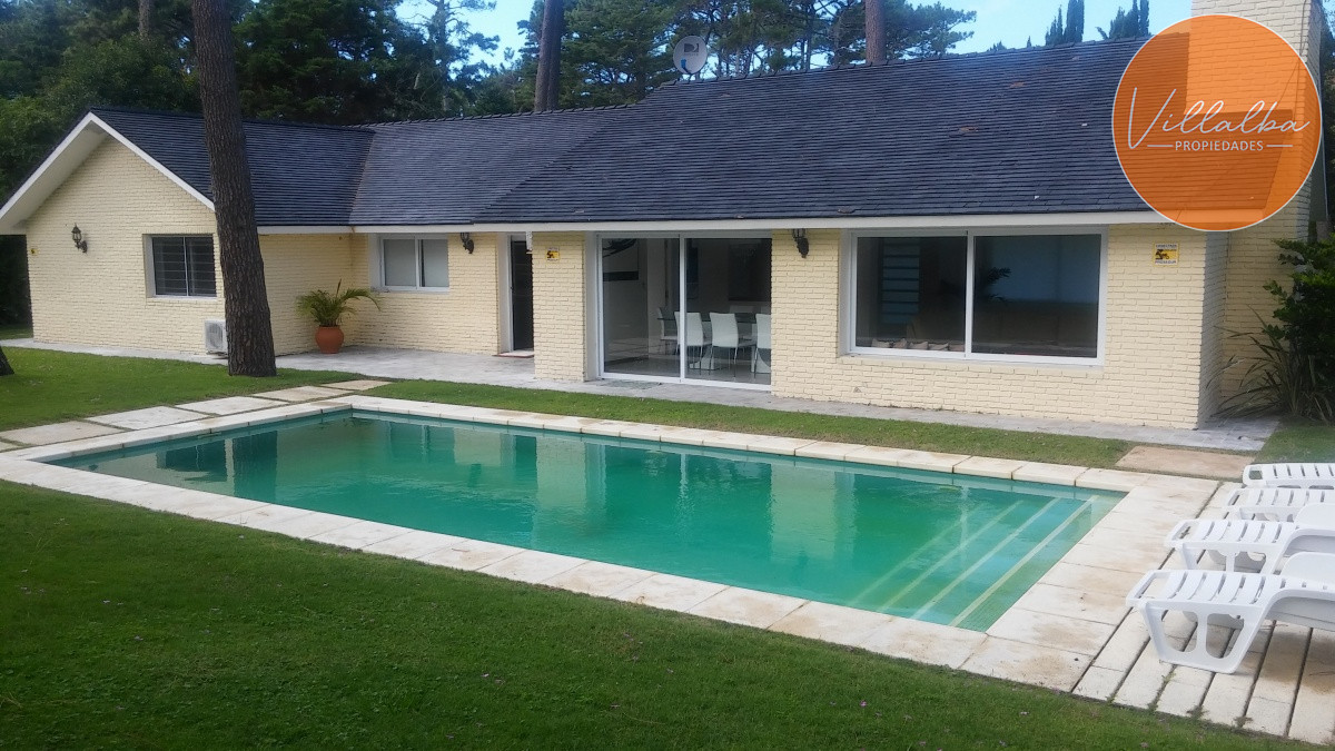 Apartamento ID.137 - Imperdible casa para vivir Punta del Este