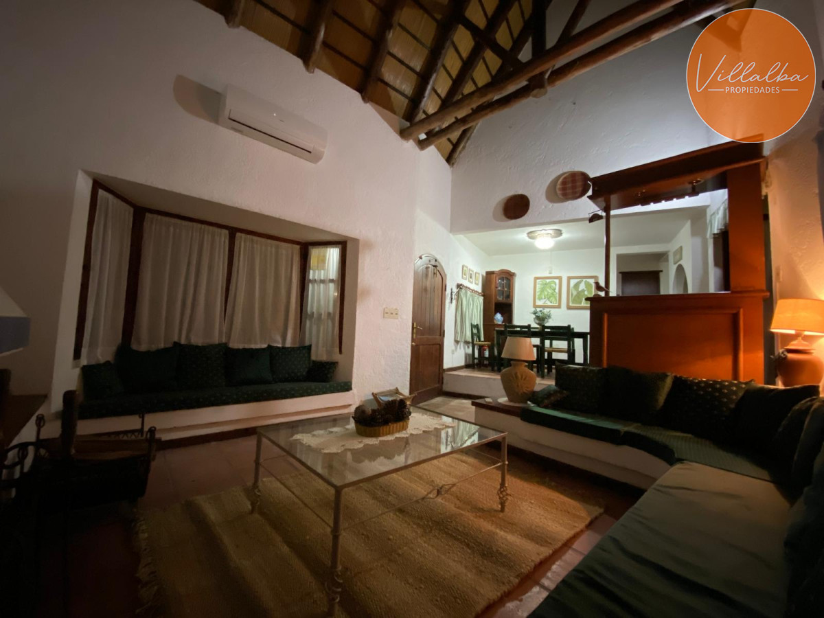 Apartamento ID.3262 - Casa  en Venta  Pinares