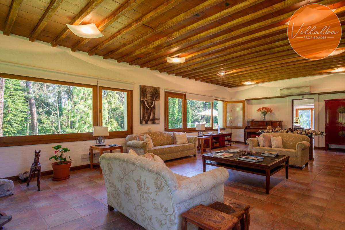 Casa ID.639 - Importante casa en venta