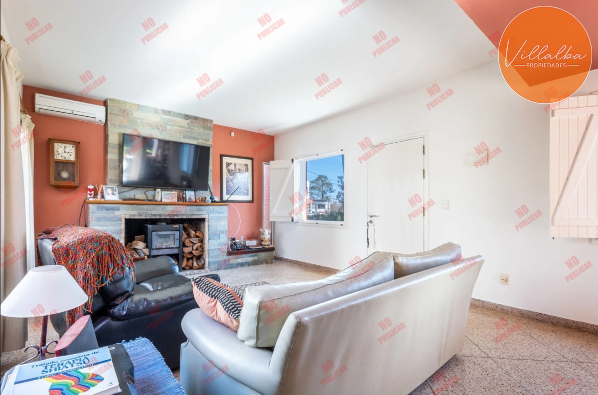 Casa ID.3051 - Oportunidad en venta 3 dormitorios, 3 baños. 