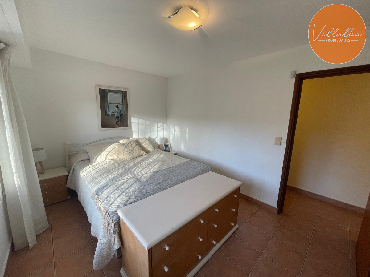 Casa ID.410 - Casa en la Zona de la Mansa . 