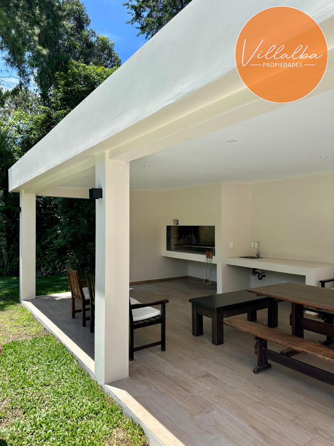 Casa ID.3356 - Alquiler temporada 4 dormitoros - piscina climatizada! 