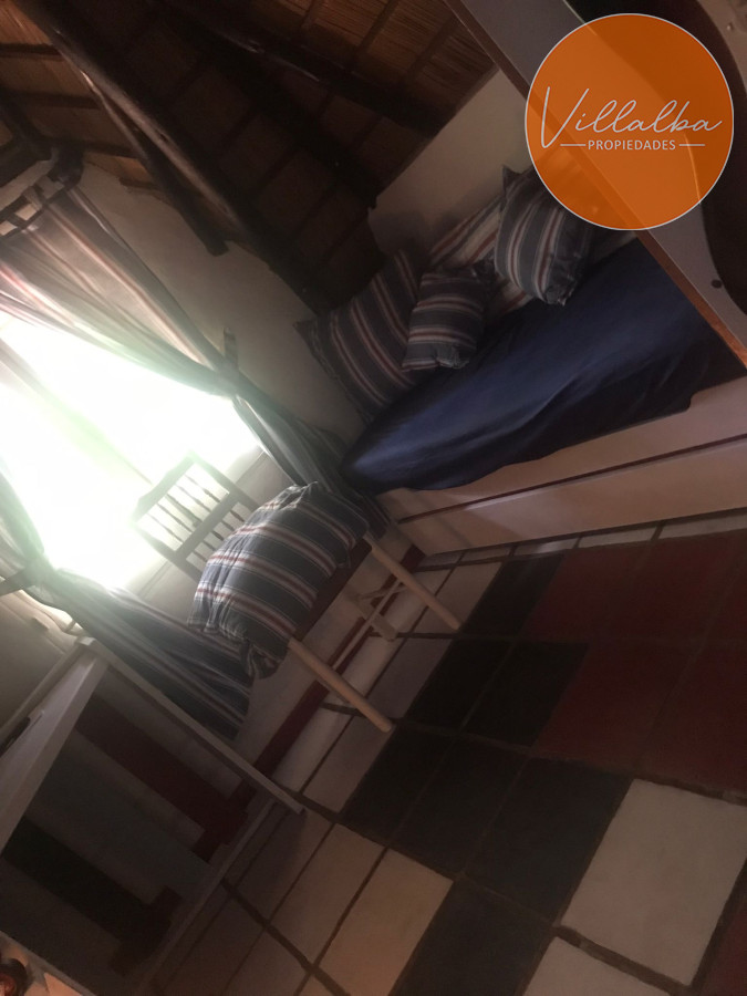 Casa ID.886 - Casa en Venta Pinares con piscina y Parrillero. 