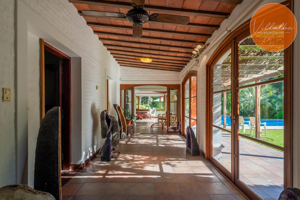 Casa ID.639 - Importante casa en venta