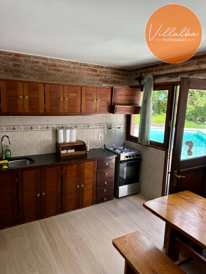 Casa ID.3356 - Alquiler temporada 4 dormitoros - piscina climatizada! 