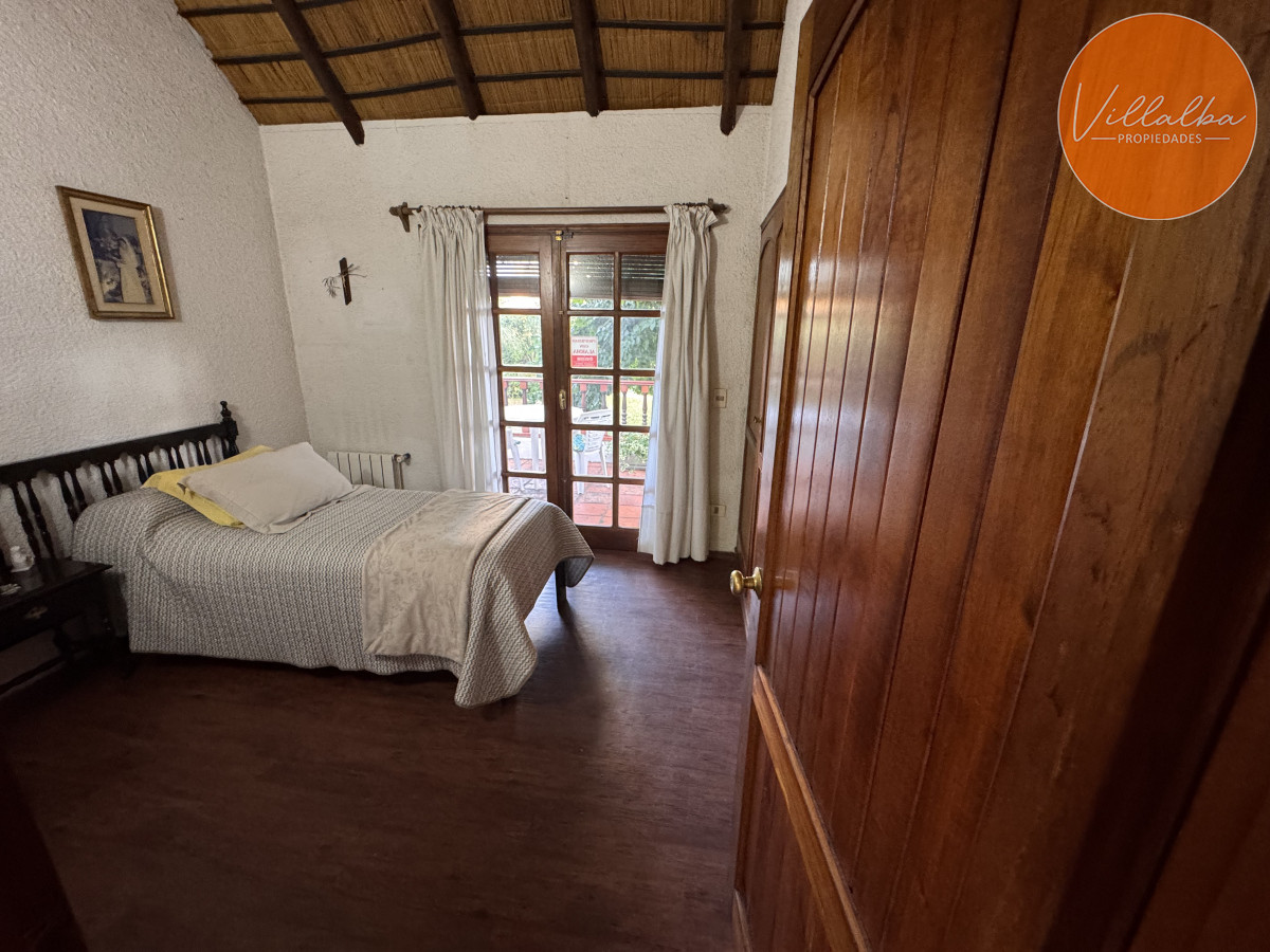 Casa ID.1800 - Atención, casa en venta. Mansa, todas las comodidades! 