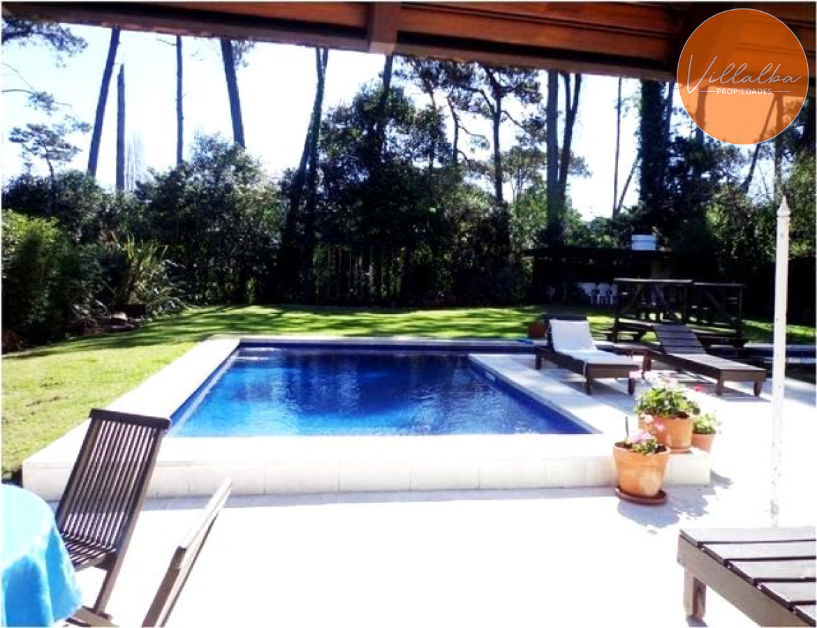 Casa ID.1880 - Importante Casa en Venta Punta del Este- Lugano