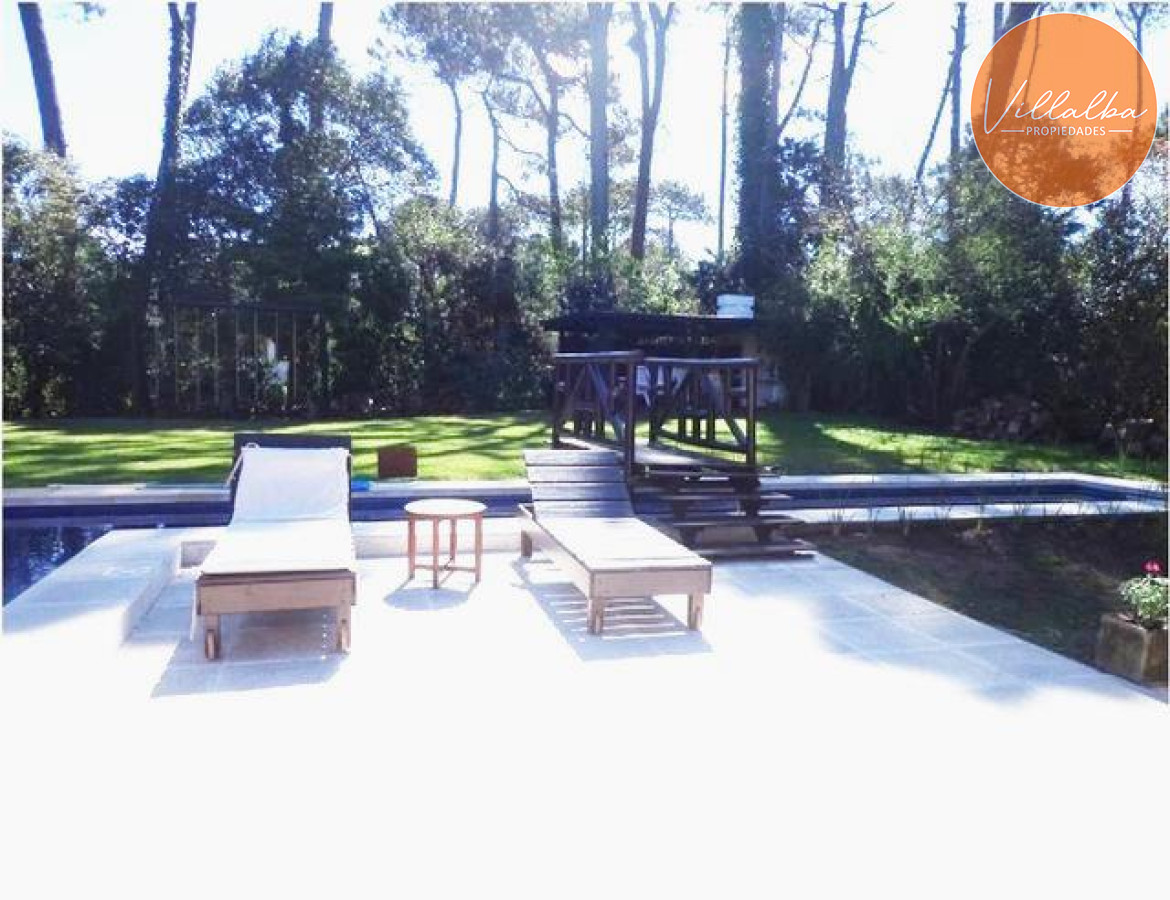 Casa ID.1880 - Importante Casa en Venta Punta del Este- Lugano